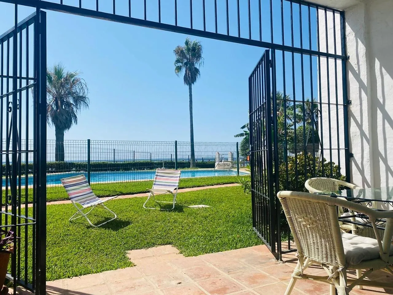 Casa Lunamar - Sol Y Mar Sitio de Calahonda 0*,  Spain